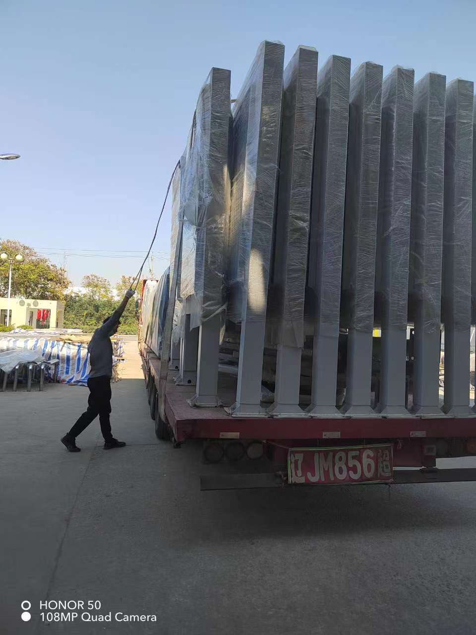 惠安第二批公交站臺發(fā)貨 惠安第二批公交站臺發(fā)貨